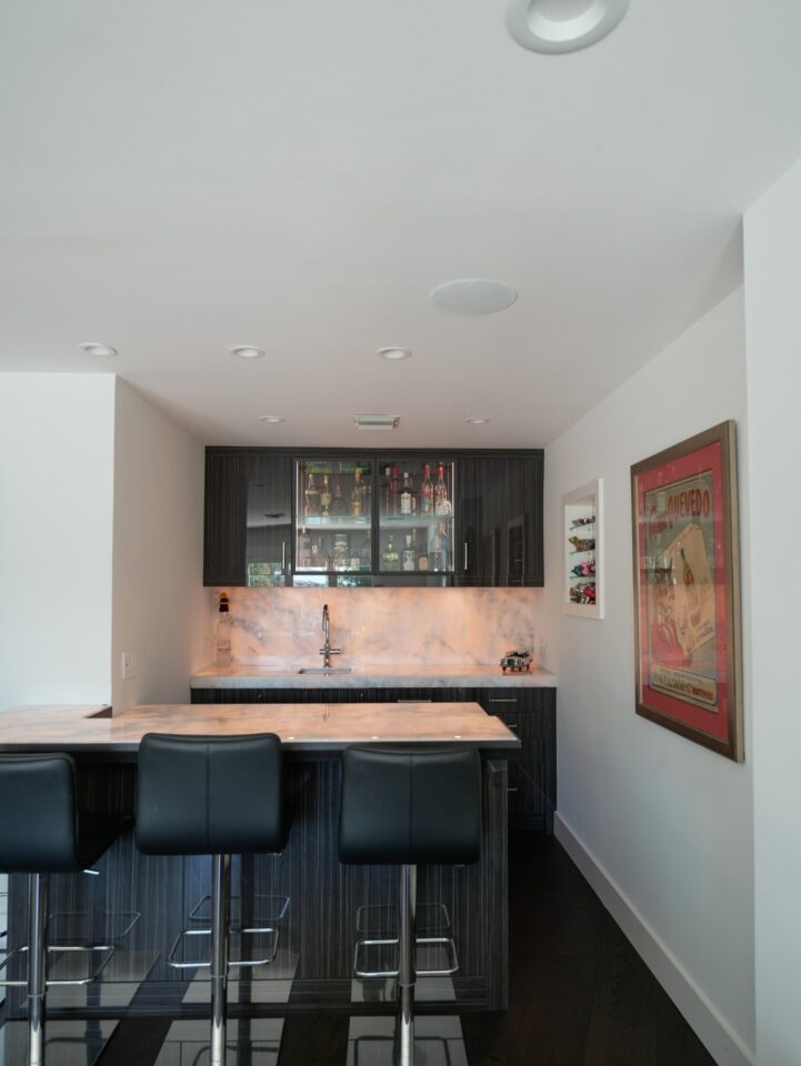black oak home bar wide view