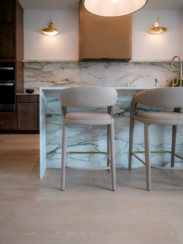 fluted range hood detail